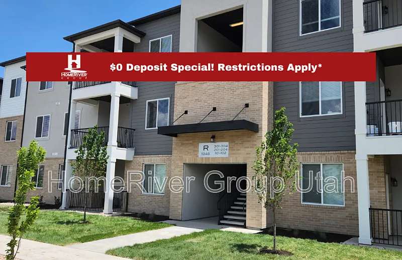 3 bed, 2.0 bath, 1272 sqft, $1,595 — Photo 1