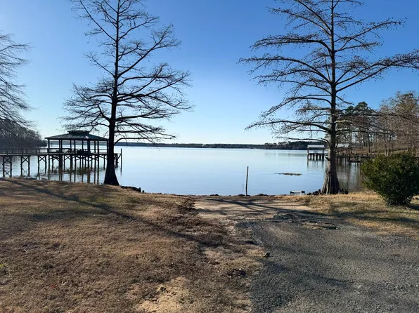 215 Parker Ln, Zwolle, LA 71486