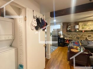 6 Cleveland Pl #1D, Boston, MA 02113