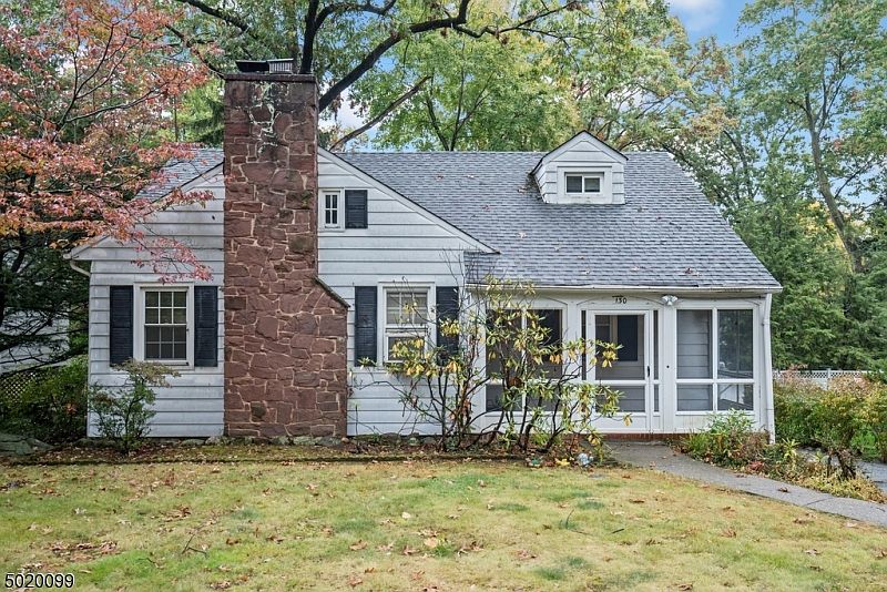 1st image of 130 Beechwood Dr