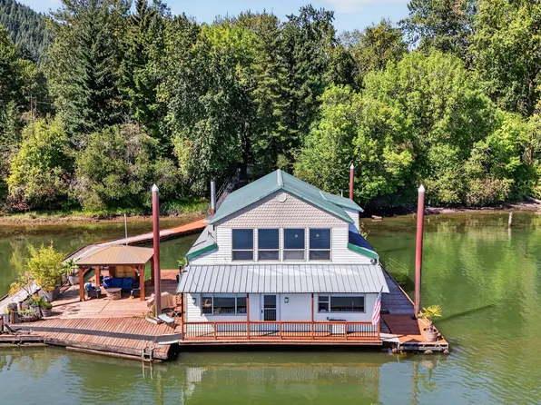 26312 NW St Helens Rd #B, Scappoose, OR 97056