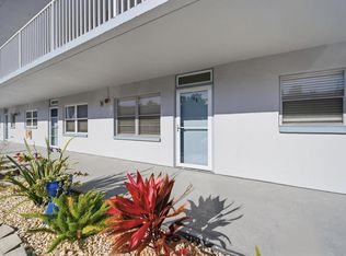 1868 Shore Dr S APT 104, South Pasadena, FL 33707