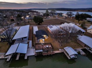 318 Park Ln, Sunrise Beach, TX 78643