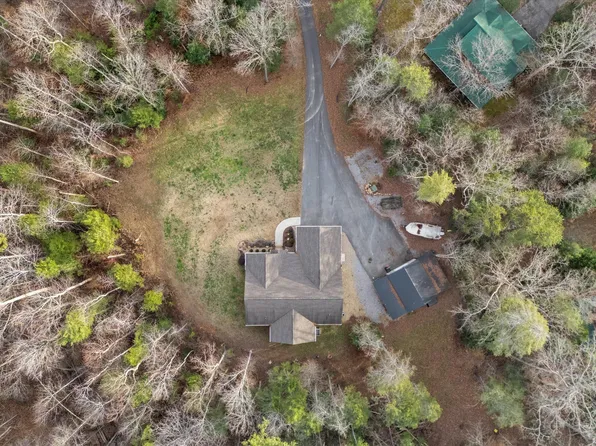 2116 Cub Cir, Sevierville, TN 37862