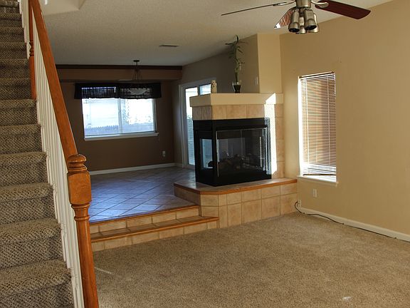 2nd image of 3960 Odessa St
