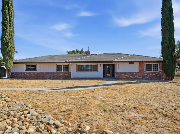 6092 Angel Dr, Winton, CA 95388