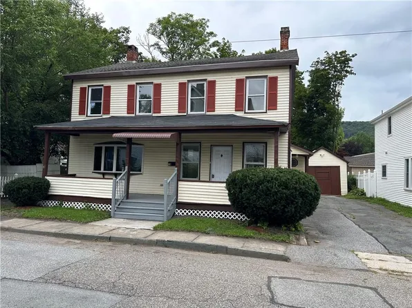18 Spring Street, Port Jervis, NY 12771