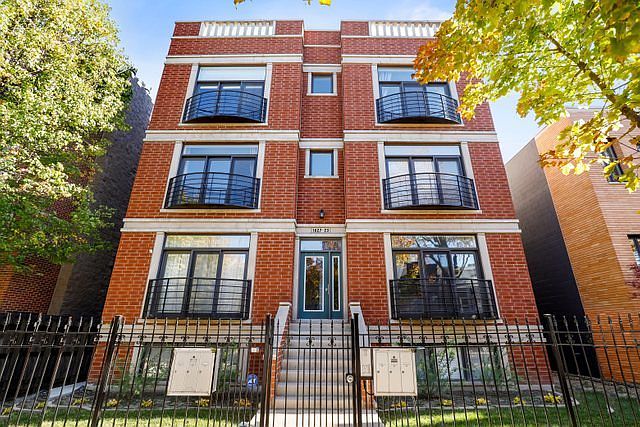 1st image of 1827 N Fairfield Ave APT 2N