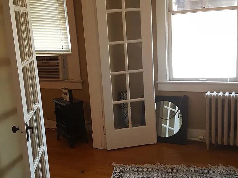 401 East St #1 — Photo 9