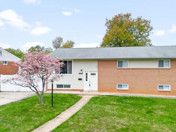 14236 Chadwick Ln, Rockville, MD 20853