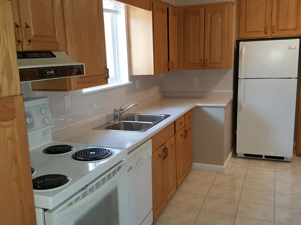 12 Tanjoe Cres, North York, ON M2M 1P7