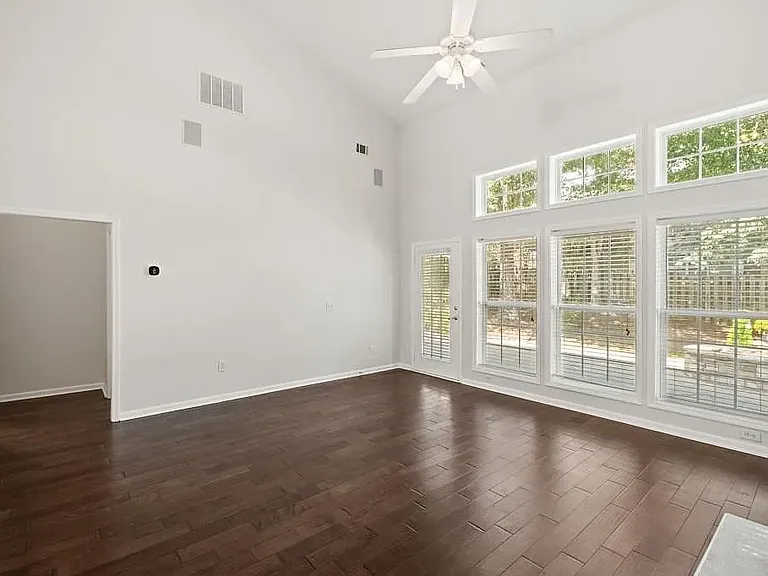 410 Pintail Ct — Photo 6