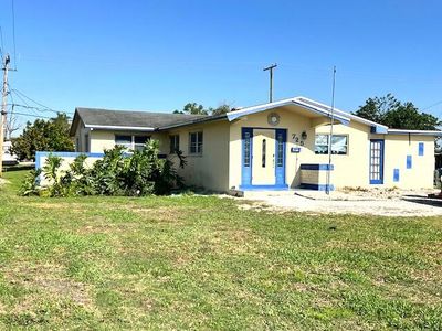 725 SE 1st Street, Belle Glade, FL, 33430
