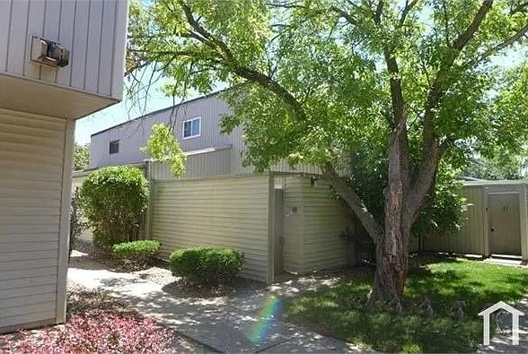 6831 N Frostwood Pkwy — Photo 4