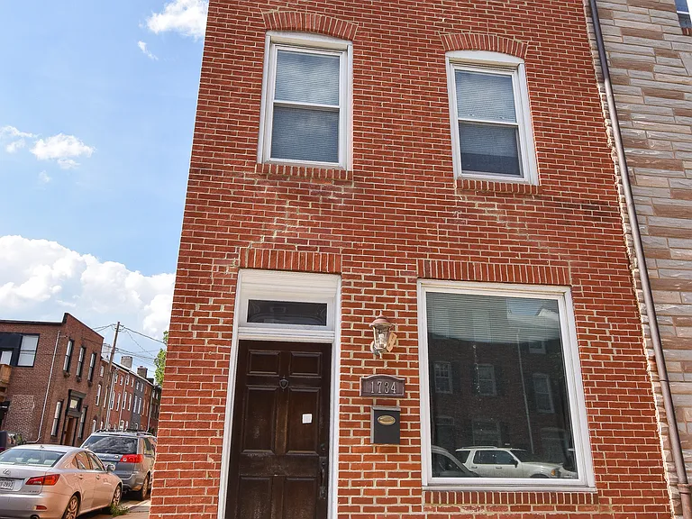 1734 Bank St — Photo 33