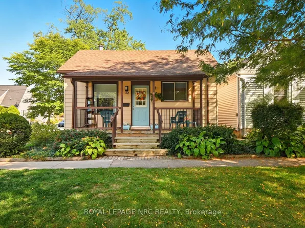 52 Wiley St, Saint Catharines, ON L2R 4G2