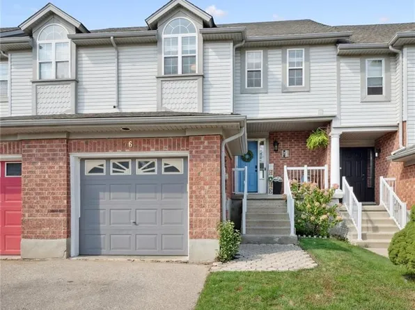 76 Elma Pl, Cambridge, ON N3C 4E7