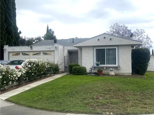417 N Alderdale Cir, Anaheim, CA 92807