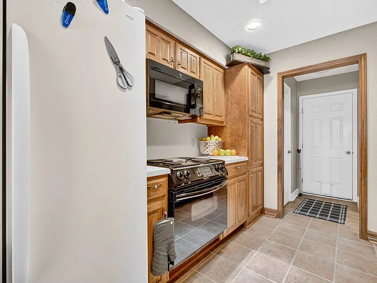 3202 Tealwood Pl — Photo 32