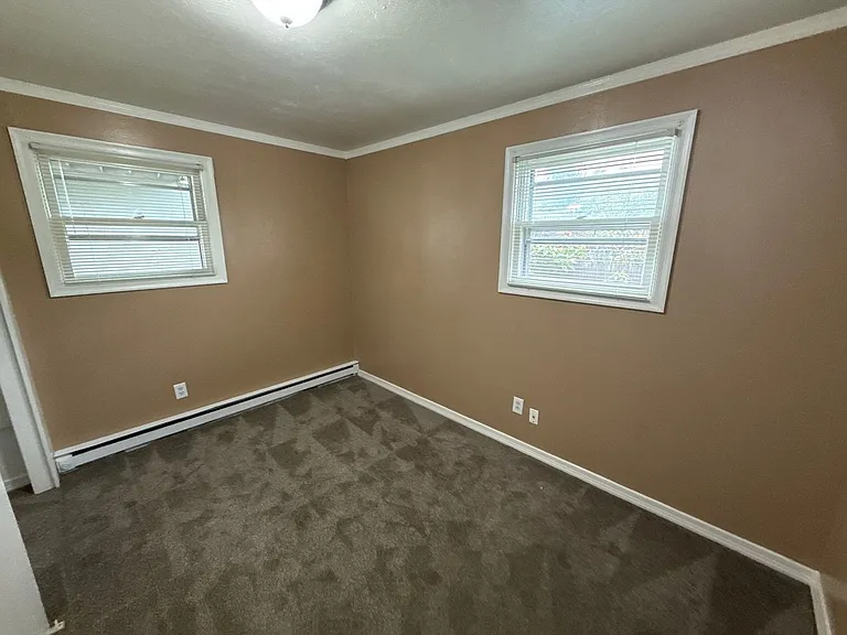 465 Madrona Ave SE — Photo 10