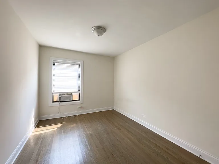 2641 N Spaulding Ave #W4 — Photo 14