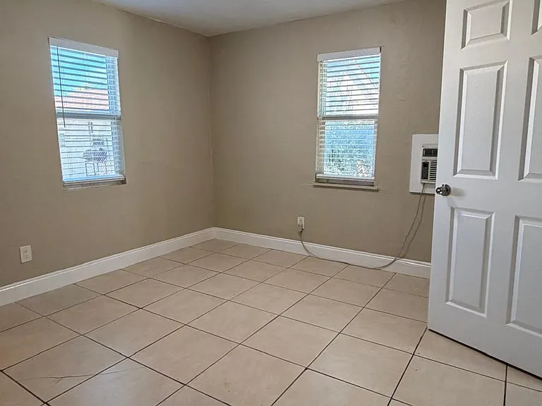 752 Martin Luther King Jr Blvd #5 — Photo 8