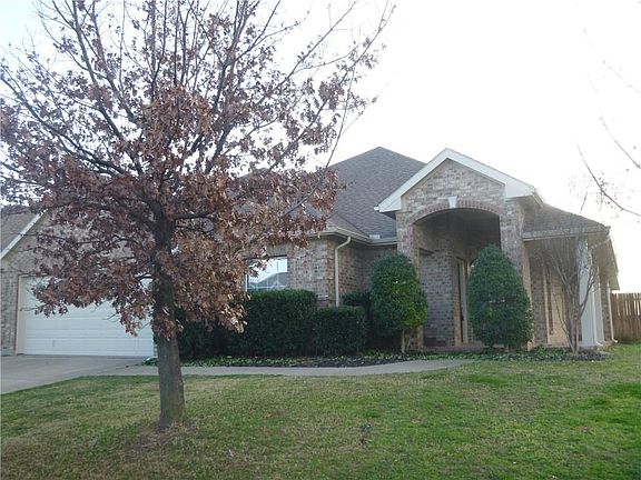 2nd image of 1313 Westridge Dr