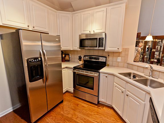 Kitchen Looking into F.R.