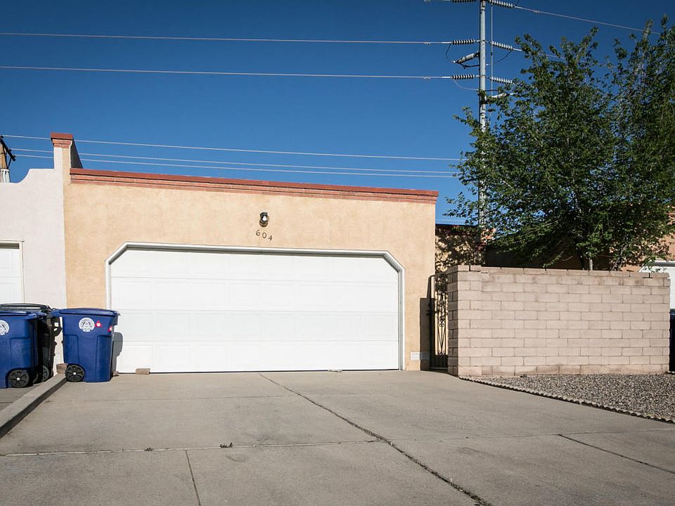 1st image of 604 Ortiz Dr NE