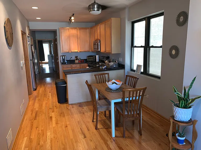 3244 N Sheffield Ave #1 — Photo 2