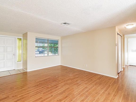 4th image of 3112 Palm Ct