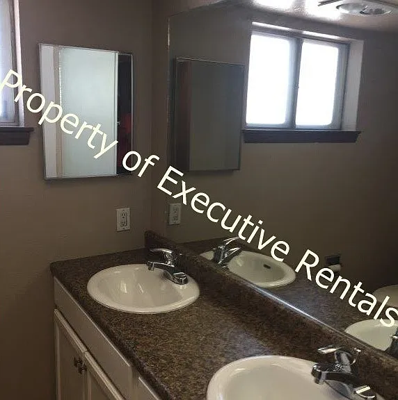 1733 Aspen Ave — Photo 23