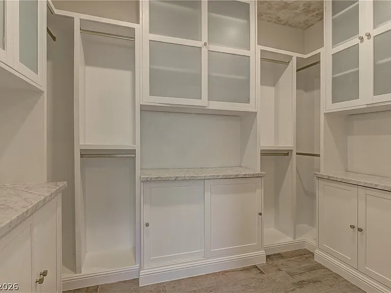 6390 Montrose Park Ct — Photo 22