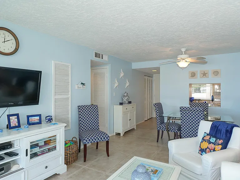 4320 Falmouth Dr #105 — Photo 11
