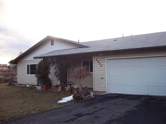 4900 Lorrayne Pl photo 1