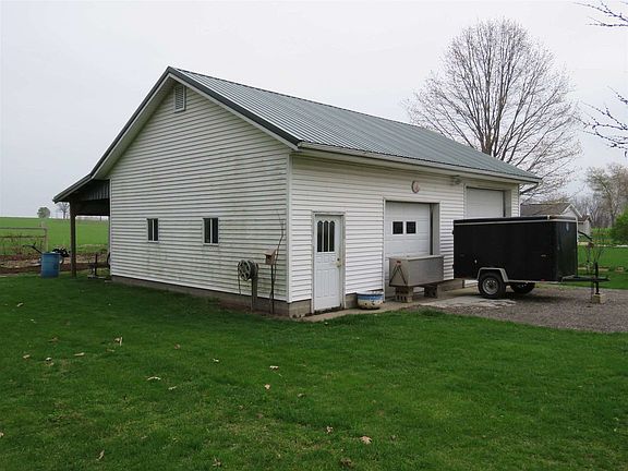 3rd image of 16685 Stoney Lane Dr