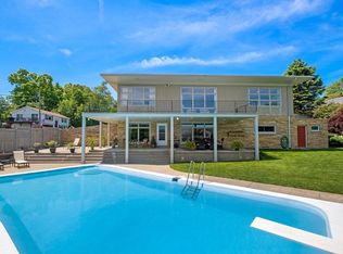 30 Circuit Dr, Cumberland, RI 02864