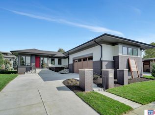 336 Bushclover Rd, Lincoln, NE 68521