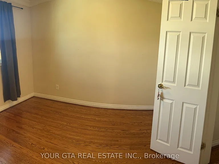 1166 McBride Ave #UPPER — Photo 26