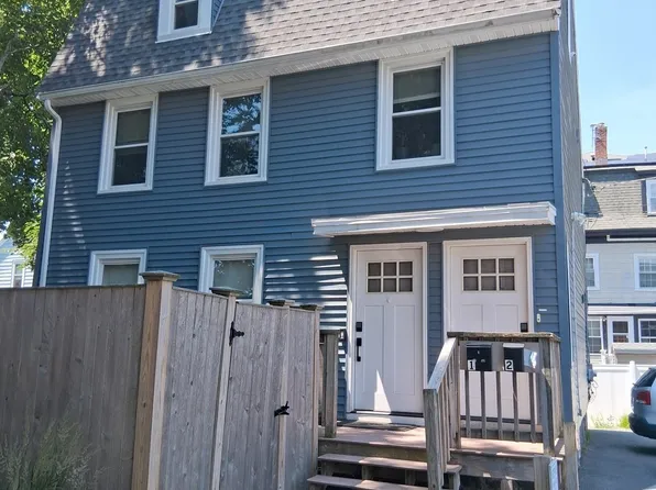 46 1/2 Essex St, Salem, MA 01970