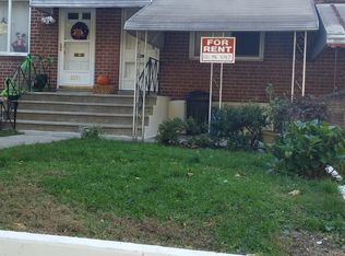 337 Hermitage St #B, Philadelphia, PA 19128