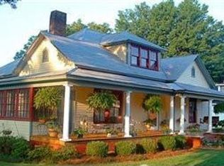 21100 Catawba Ave, Cornelius, NC 28031