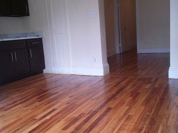 3rd image of 797 Putnam Ave APT 1A