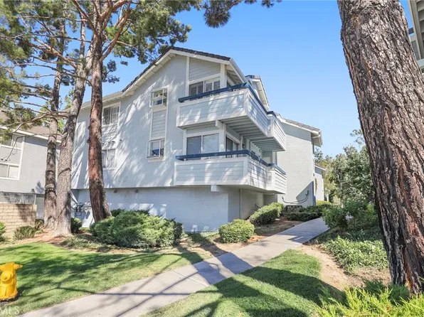 26762 Claudette St Unit 418, Santa Clarita, CA 91351