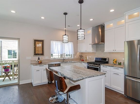 5th image of 7832 Madison St #23B