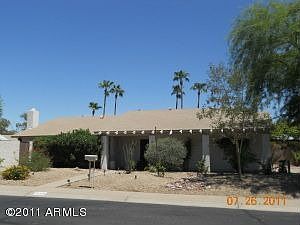 1st image of 943 N 87th Pl
