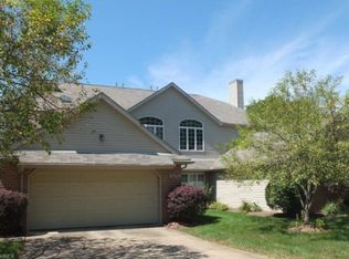 413 Sherbrook Cir NE #413C, North Canton, OH 44720