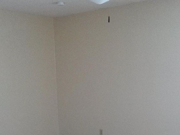 5th image of 405 Keeble St