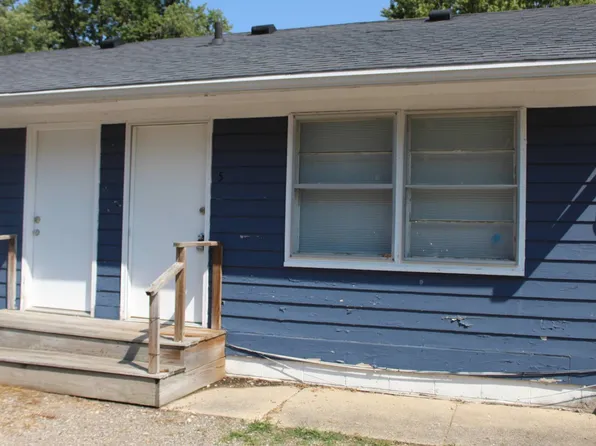 137 N 4250th Rd Unit 4, Mendota, IL 61342
