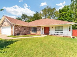 2570 Indian Oaks Trl, Springdale, AR 72762